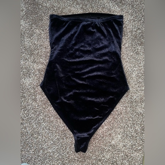 Forever 21 Dark Blue Velvet Strapless Bodysuit - Picture 4 of 6